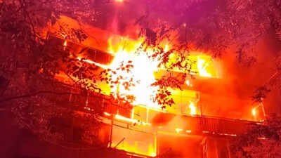 The attacks marked another deep strike by Ukraine against infrastructure linked to Russia's war effort 7 killed as Ukrainian drones hit Russian warehouses, oil depot near Moscow