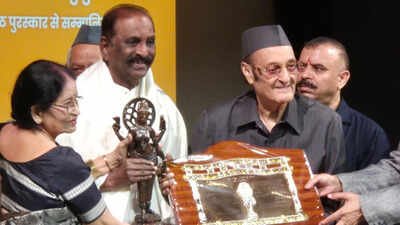 'An award for every Tamil home': Poet and lyricist Vairamuthu dedicates prestigious 60th Jnanpith Award to the Tamil community
