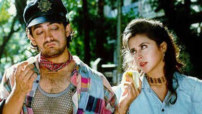 When Aamir Khan's 'Rangeela' performance left Urmila Matondkar impressed; She wrote him his first fan letter: 'You'll get awards' When Aamir Khan's 'Rangeela' performance left Urmila Matondkar impressed; She wrote him his first fan letter: 'You'll get awards'