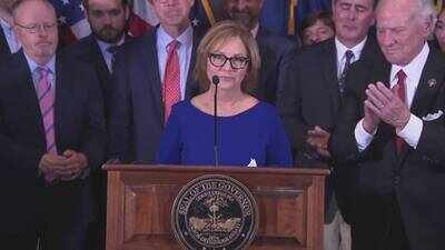 Who is Darline Graham? Lindsey Graham's sister sworn in as South Carolina's first woman senator after his death Who is Darline Graham? Lindsey Graham's sister sworn in as South Carolina's first woman senator after his death