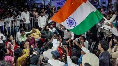 Jharkhand student protest Day 14: Hunger strike continues as BJP, Rahul Gandhi back students