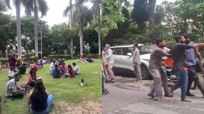 In Vastrapur, a silent reading protest faced disruption from members of the Vishwa Hindu Parishad. Protesters reading Malala Yousafzai, Anne Frank books disrupted by VHP in Ahmedabad