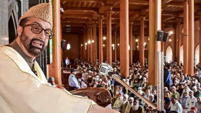 Mirwaiz Umar Farooq backs NC MP Aga Ruhullah Mehdi urges for the restoration of Article 370 and statehood to the union territory. Mirwaiz backs NC MP, demand for J&K statehood, Article 370