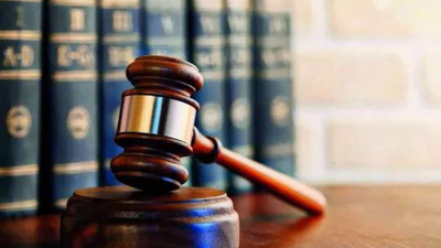 10,000 cases pending in SC for 10 yrs, 80,000 in HCs for 30 yrs