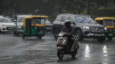 Heavy rain forecast across several states Heavy rain likely across several states this week; Delhi surpasses August rainfall average