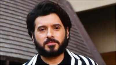 ‘I am a Hindi film hero, I am immortal’: Divyenndu Sharma explains the 'mistake' and how 'everyone agrees' on returning as Munna Bhaiya in 'Mirzapur The Movie' after his death in the OTT series