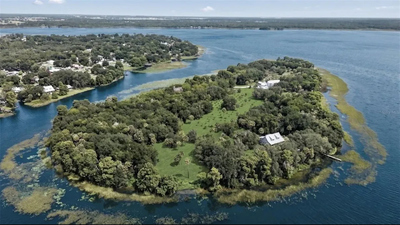 Historic $12 Million Private Island That Can Only Be Reached by Air or Boat Hits the Market for the First Time in 150 Years Florida's 23-acre Bannon Island, held by one family for roughly 150 years and reachable only by boat, helicopter or seaplane, is listed for $12 million