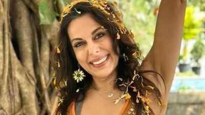 Pooja Bedi on how great her life was as a child and how supportive and indulgent her parents were, who chose to stay best friends even after getting divorced. (Instagram) Pooja Bedi talks about her parents, Kabir Bedi and Protima Bedi's relationship; describes them as 'people who married well, lived well, and divorced well'