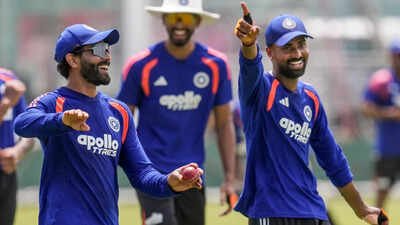 India's Ravindra Jadeja, front left, and Manav Suthar (PTI Photo) Manav Suthar: The all-weather finger spinner India needs after Ravindra Jadeja