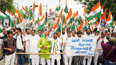 RJD leaders march in Bihar over paper leaks, unemployment 'AKs used against students': RJD leaders march to Raj Bhavan against paper leaks, job crisis