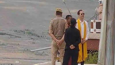 US envoy wraps up Ladakh visit, skips meeting Dalai Lama