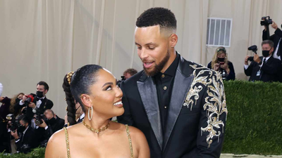 Stephen Curry's foundation receives $200K.(Image via Getty Images) Stephen Curry and Ayesha Curry’s foundation lands major $200,000 support as they continue giving back to Oakland
