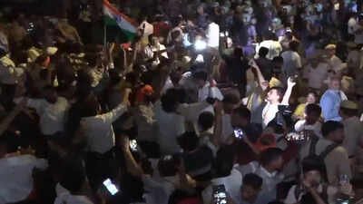 Large gathering at Jantar Mantar over caste based reservation 'Ensure end of caste system first': Union MoS for social justice Athawale calls reservation constitutional right