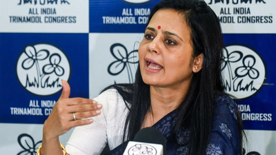 Mahua Moitra moves Supreme Court over eviction 'Evicted at dead of night': Mahua Moitra moves Supreme Court over Nadia Circuit House eviction