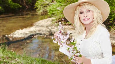 Dolly Parton’s Dollywood website crashes after news of ‘Jolene’ singer’s death is confirmed