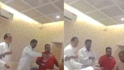 A video shows Shahjahanpur Municipal Corporation councillors taking an oath to share civic funds. Did UP councillors take oath to divide civic funds ‘equally’? Video triggers uproar
