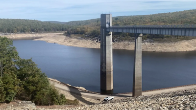 In 2021, Pennsylvania removed a failing 128-year-old dam; beneath the drained reservoir In 2021, Pennsylvania removed a failing 128-year-old dam; beneath the drained reservoir, Sterry Creek’s original channel was still intact after more than a century underwater