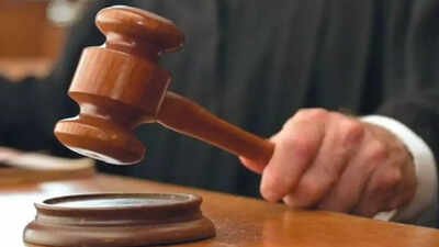 J&K HC has set aside the dismissal of a bank executive sacked without an inquiry into an alleged #TortureKashmir hashtag campaign on social media HC reinstates bank official sacked without inquiry over hashtag campaign