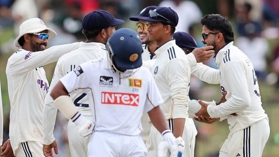 IND vs SL Live score: India's Saransh Jain and teammates celebrate the wicket of Sri Lanka's Niroshan Dickwella IND vs SL Live score: India's Saransh Jain and teammates celebrate the wicket of Sri Lanka's Niroshan Dickwella
