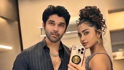 Dhruv Vikram and Anupama Parameswaran fanned the flames about them dating at an award show.