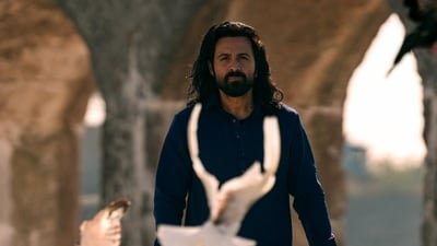 Awarapan 2 worldwide box office collection day 1: Emraan Hashmi in a still from the film. Awarapan 2 worldwide box office collection day 1: Emraan Hashmi in a still from the film.