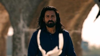 Awarapan 2 box office collection day 5: Emraan Hashmi in a still from the film. Awarapan 2 box office collection day 5: Emraan Hashmi in a still from the film.