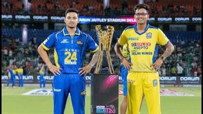 Central Delhi Kings captain Yash Dhull (R) and Purani Delhi 6 captain Aanuj Rawat at the Delhi Premier League Season 3 at Arun Jaitley Stadium, New Delhi. (D)