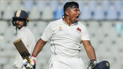 Sarfaraz Khan has been urged to forget the past (HT_PRINT)