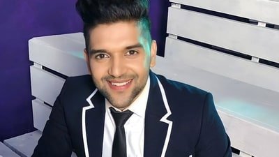 Guru Randhawa takes part in relief efforts in Assam.