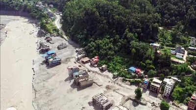 A group of pilgrims from Andhra Pradesh narrowly escaped devastating flash floods in Nepal ‘Locals cautioned, driver reversed’: How a warning saved 26 Andhra pilgrims from Nepal floods