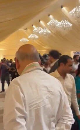 Amit Shah at wedding reception of Revati Sule, daughter of Supriya Sule