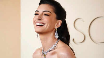 Pic: AP Pregnant Anne Hathaway reveals plans to keep baby’s gender hidden: 'We know, but we're not saying'