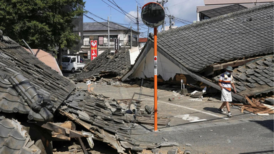 5.7-magnitude quake hits Northern Japan days after powerful tremor Reeling from powerful earthquake that killed 34, Japan hit with 5.7 magnitude quake 5 days later