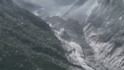 China's Ministry of Water Resources has warned that another 3 million cubic metres of water could flow into the already lake over the next three days Second flood 'imminent'? Nepal halts rescue ops as China border lake begins overflowing
