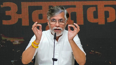 Congress attacks Centre over US Russia sanction Bill 'Is India truly independent?' Congress targets Centre over US Bill on Russia sanctions