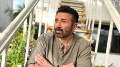 <b>Rajkumar Santoshi says Sunny Deol's role in 'Batwara 1947' is his most courageous character yet: 'He is better and stronger than Iron Man and Superman put together'</b>