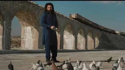 Emraan Hashmi dismisses 'Awarapan 2' delay rumours, says, 'Joh mann chahe bol dete hai'; shares update on trailer Emraan Hashmi dismisses 'Awarapan 2' delay rumours, says, 'Joh mann chahe bol dete hai'; shares update on trailer