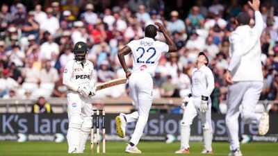England's Jofra Archer, celebrates taking the wicket of Pakistan's Imam-ul-Haq ( AP) Headingley horror! Pakistan create unwanted Test record in crushing England defeat