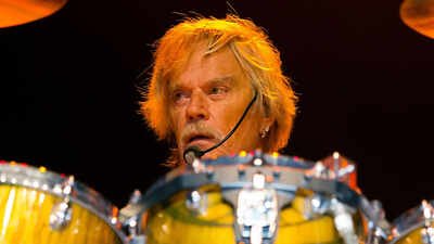 PIC: AP Frank Beard, drummer of iconic rock band ZZ Top, passes away at 77