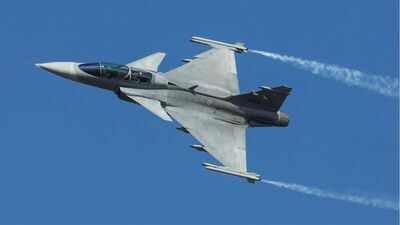 Hungarian defense forces jet crashes, pilot ejects safely. Representative image: Reuters Hungarian Gripen fighter jet crashes: Pilot ejects safely, probe launched