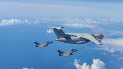 Rafale fighters of the IAF take fuel from an IAF aerial refueler. (Image credit: IAF) India a step closer to procure 114 Rafale fighters as Dassault submits its proposal