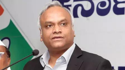‘Har Ghar Tiranga’ should begin at RSS HQ, says Priyank Kharge 'Why Bhagwa Dhwaj over Tricolour?': Priyank Kharge targets BJP, RSS over Har Ghar Tiranga campaign