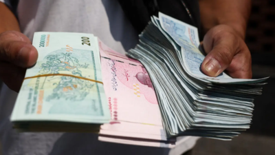 Iranian currency sinks to record low as US works on new sanctions No relief for Rial: Iranian currency sinks to record low as US works on new sanctions