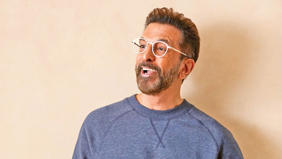 Jaaved recalled asking his younger son Abbas Jaaferi to simply sit and watch the sunset. “I told my son to sit and watch the sunset but he could't”: Jaaved Jaaferi on why today's children are losing patience; and what parents can do about screen time