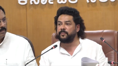 Karnataka minister B Nagendra resgined from the state cabinet on Friday, announcing his decision at a press conference 'Manuwadis targeted me': How Karnataka minister B Nagendra turned his resignation into a fight against BJP