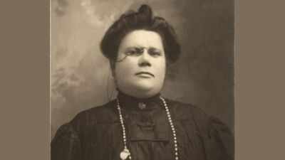 Maggie Walz Photo credit: National Park Service At 20, Finnish immigrant Maggie Walz arrived in Michigan with just $7; in 1903 she claimed 160 acres on a Lake Huron island and the colony she founded grew to five settlements with around 1,000 people