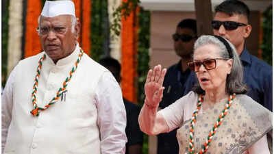 The controversy was triggered by Sonia Gandhi’s gestures at Congress’ I-Day event. BJP has said that singing of all six stanzas of Vande Mataram was an integral feature of the freedom struggle until Congress gave in to pressure from those aligned with Muslim League and curtailed it to just two stanzas Kharge's Vande Mataram dare to BJP: Slap case on Gandhi, Nehru