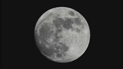Representative Image (Image Credit: Canva) Apollo 15 astronauts collected tiny green glass beads from the Moon in 1971; more than 35 years later scientists found evidence of water inside, changing what we knew about the lunar interior