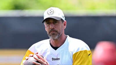 How Aaron Rodgers is quietly shaping the Pittsburgh Steelers' next generation before he retires