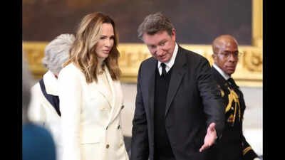 Former NHL player Wayne Gretzky and his wife Janet Jones (Credit: Getty Images) NHL legend Wayne Gretzky and his wife Janet send Danielle Kang encouragement before 2026 CPKC Women’s Open in Edmonton